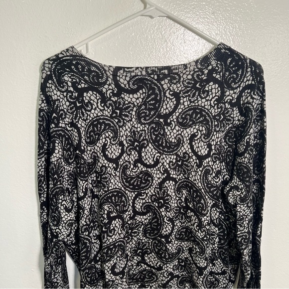 Lane Bryant Cardigan Gray Black Paisley Lace 14/16 - Picture 8 of 11